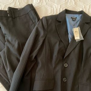 Women’s business suit